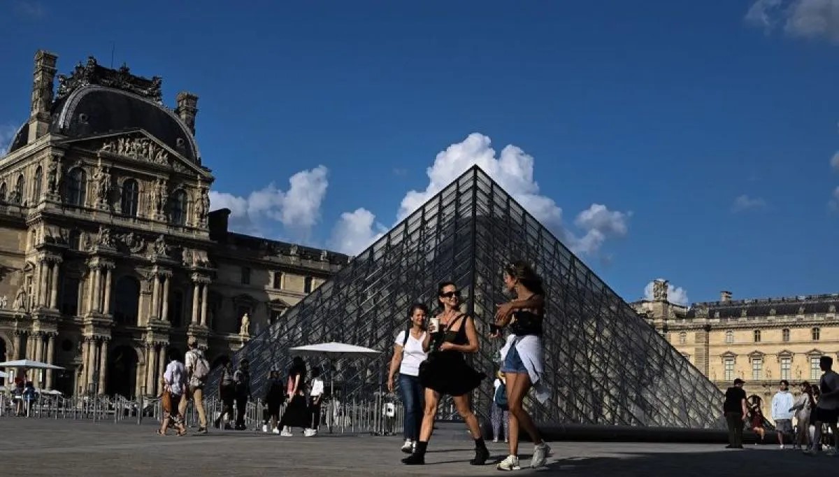 Pencurian di Museum Louvre: Penangkapan dan Perkembangan Kasus